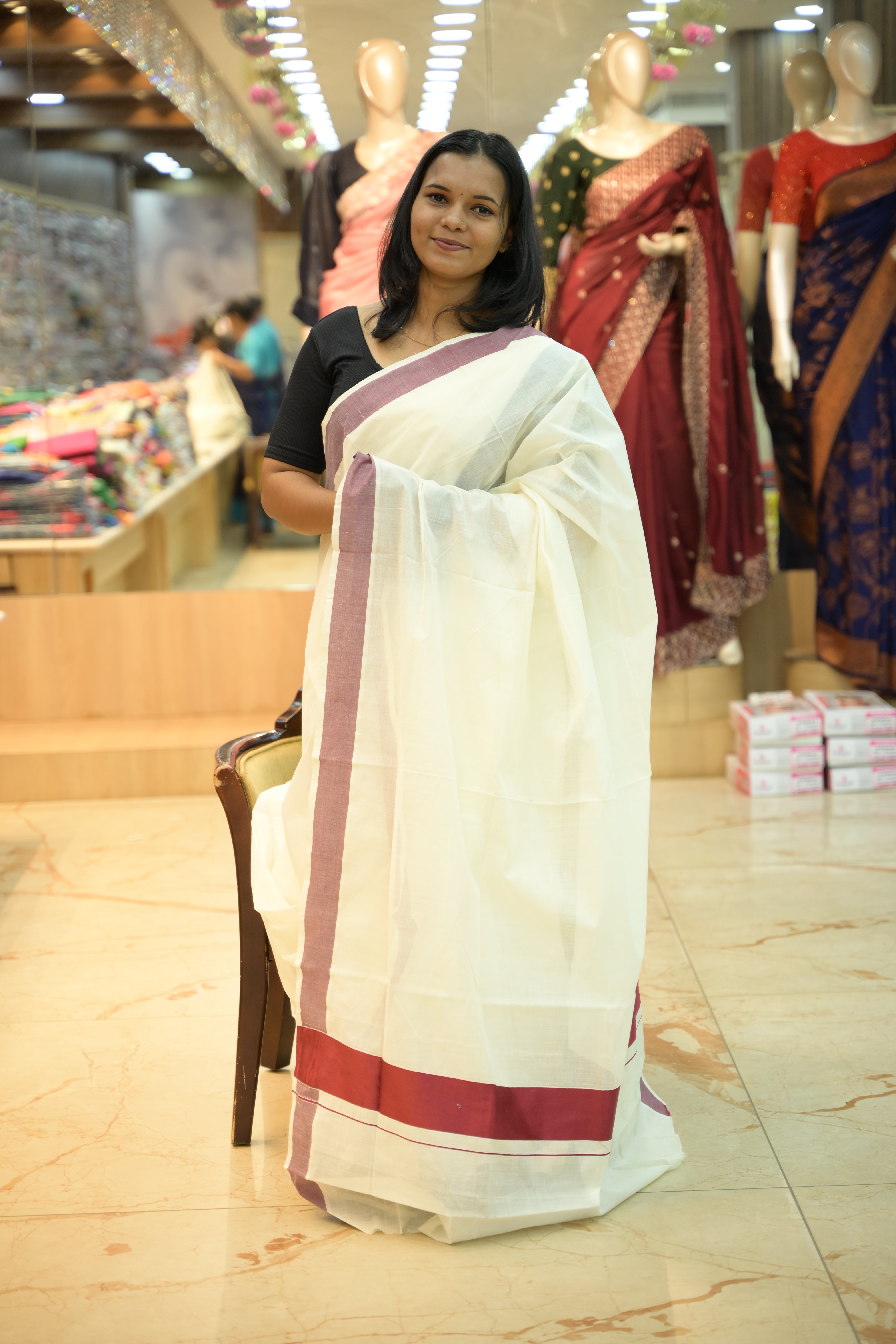 Traditional Kerala Cotton Saree with 3-Inch Plain Color Border