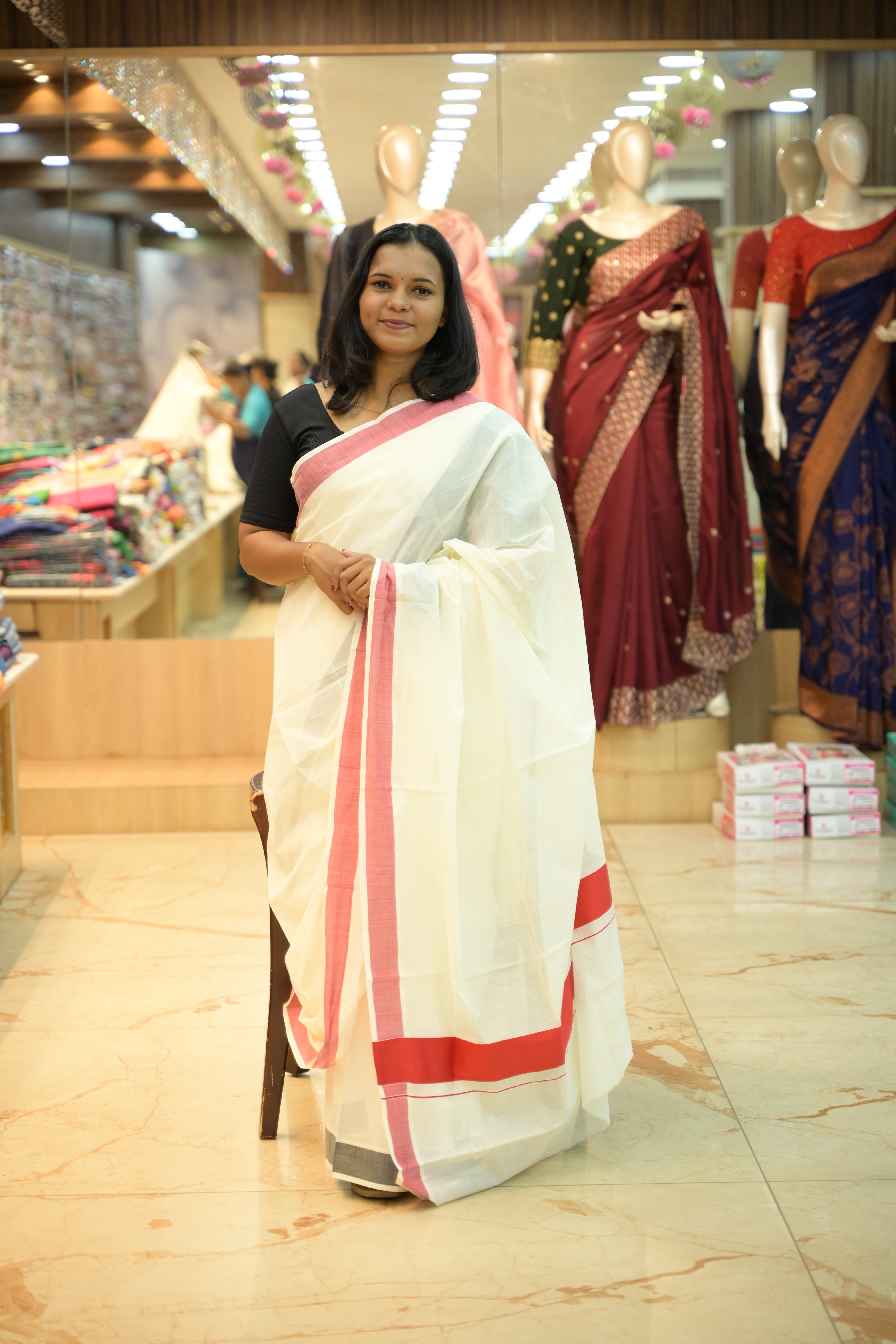 Traditional Kerala Cotton Saree with 3-Inch Plain Color Border
